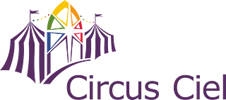 Lilanes Zelt und in der Mitte das Kirchspiel-Logo
