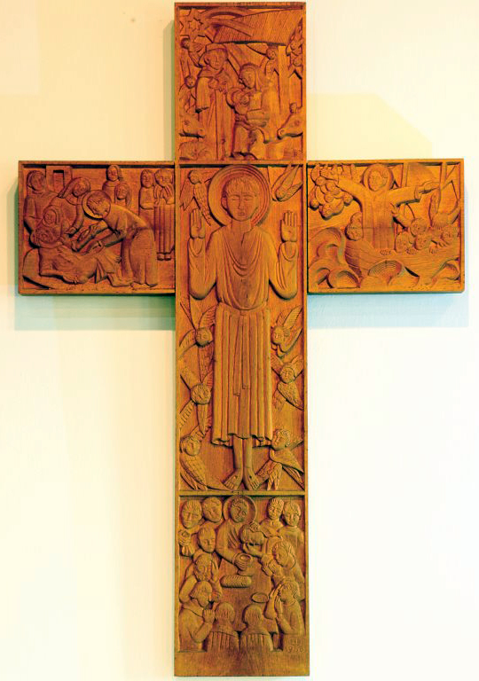 Kleinnaundorf, Altarkreuz